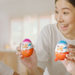 kinder joy mainan