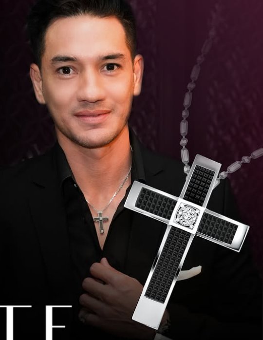 4 Tips Menggunakan Kalung Pria Agar Tetap Terlihat Maskulin !